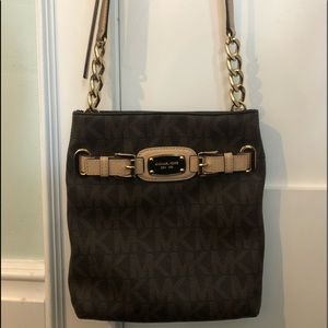 Michael Kors Hamilton Monogram Large Crossbody Bag